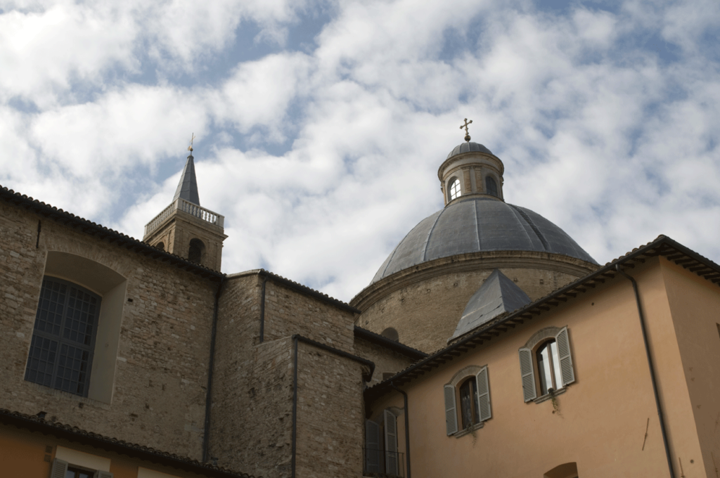 Corretta la cronaca di rgunotizie.it, pronti a confrontarsi con il sindaco di Foligno